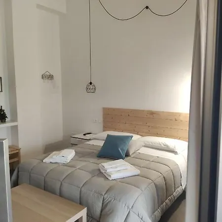 Nicole فندق مبيت وإفطار