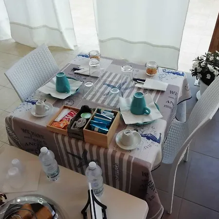 فندق مبيت وإفطار Nicole سانتا ماريا ديل سيدرو