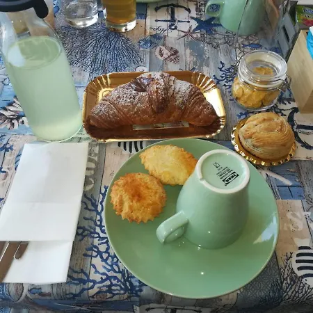 فندق مبيت وإفطار Nicole