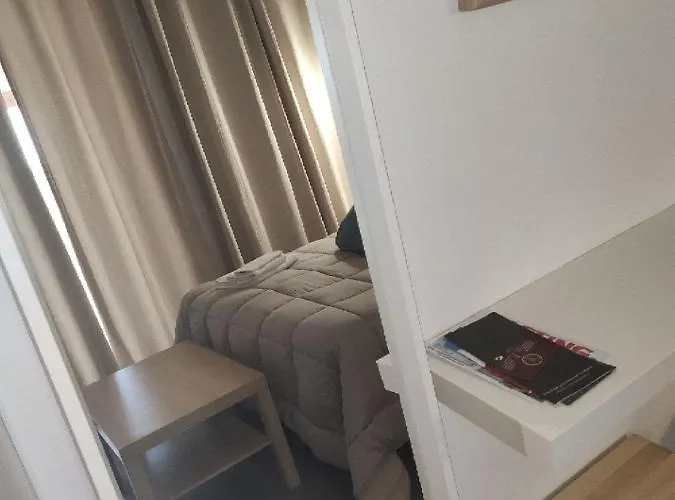 Alojamento de Acomodação e Pequeno-almoço Nicole Santa Maria Del Cedro